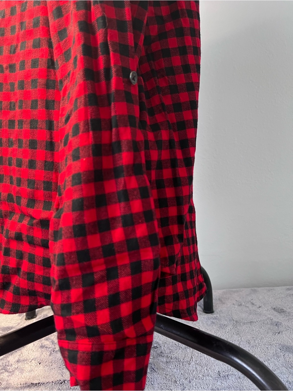 Calvin Klein Jeans Red Black Buffalo Plaid Button Front Flannel Shirt Size L - Picture 3 of 6
